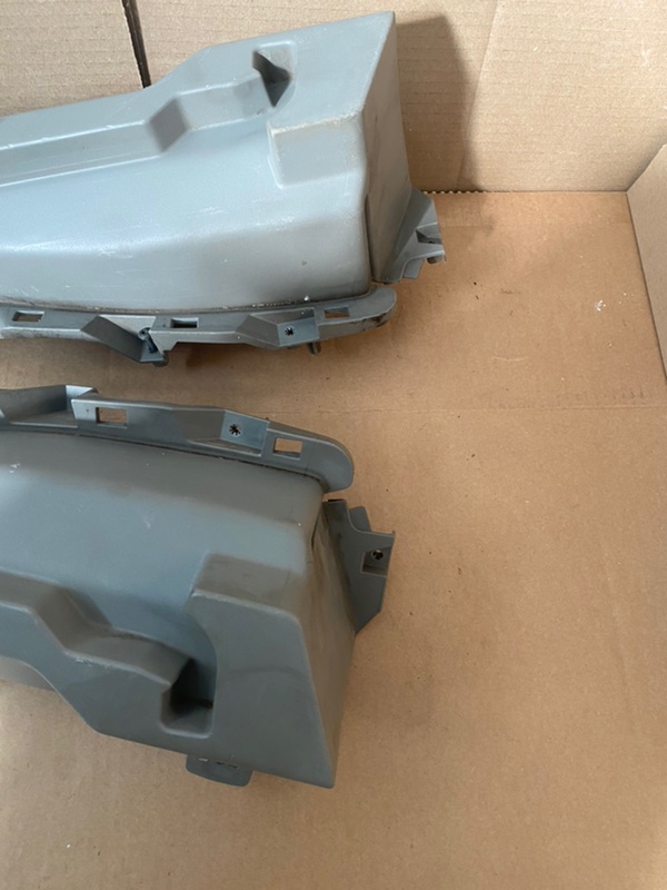 Кронштейн полки багажника Peugeot 308 2008 308