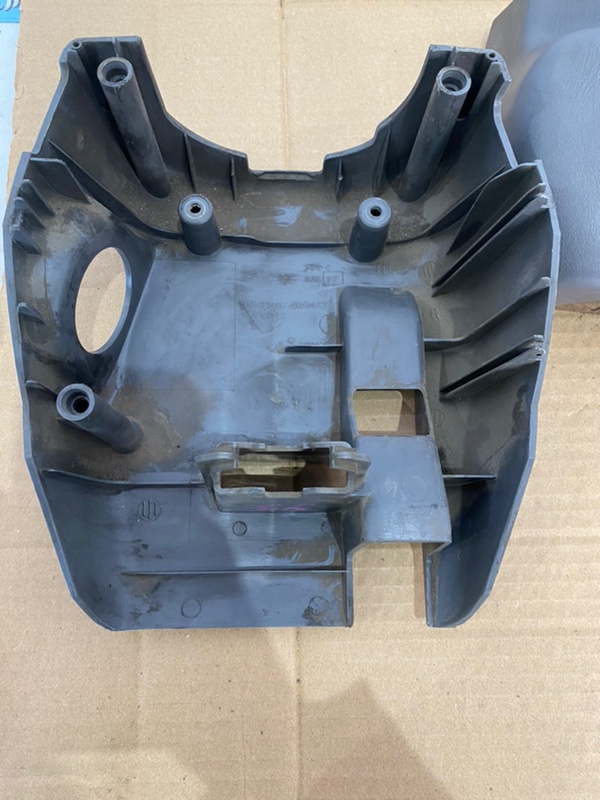 Кожух рулевой колонки Nissan Sunny 1999 GF-FB15