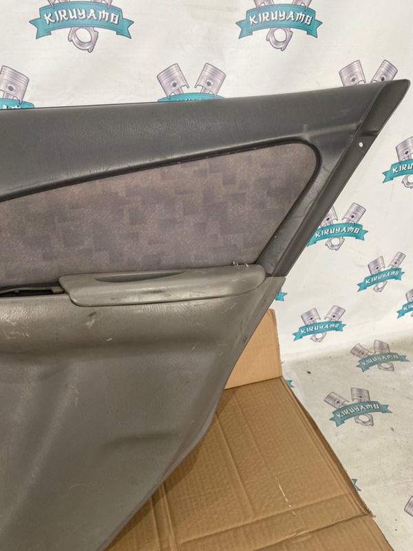 Обшивка боковой двери Nissan Sunny 1999 GF-FB15