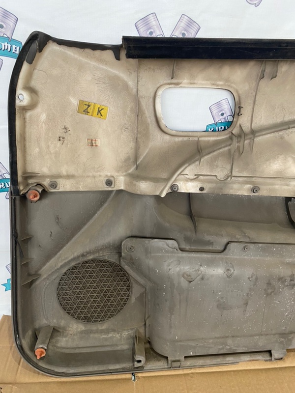 Обшивка боковой двери Nissan Sunny 1999 GF-FB15