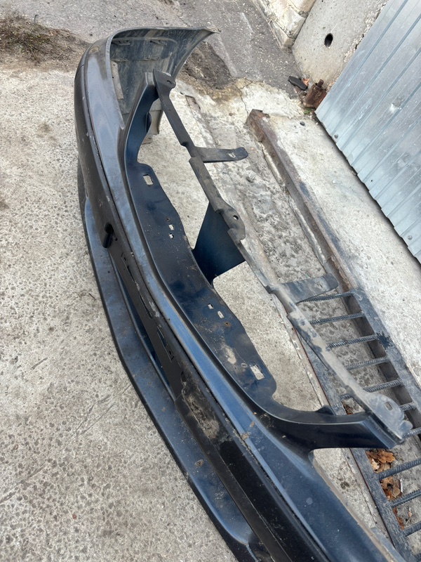 Бампер Nissan Sunny 1999 GF-FB15