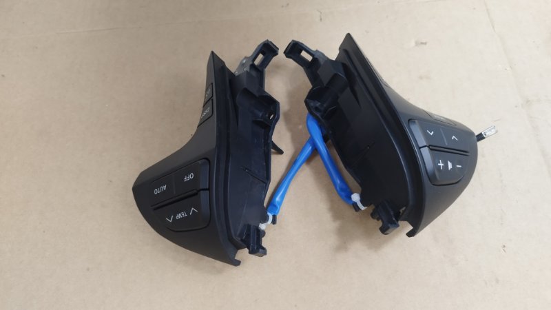 Кнопки на руль Toyota Camry 2008 ACV 40