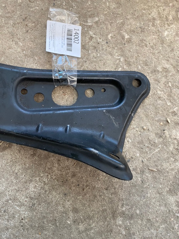 Крепление подрамника Toyota Camry 2006 ACV 40