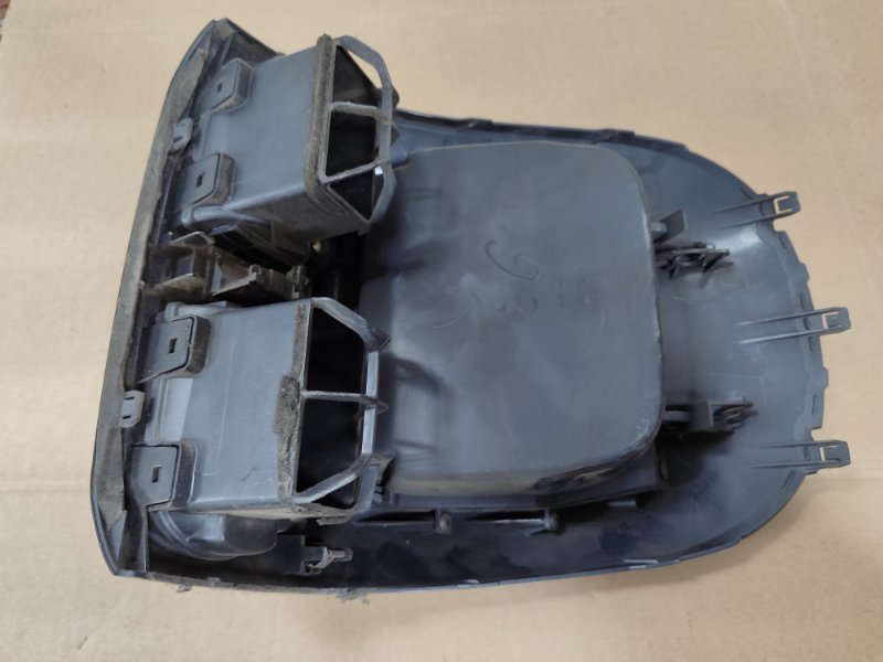 Бардачок Nissan Sunny 1999 GF-FB15