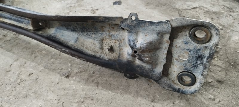 Балка продольная под ДВС Nissan Sunny 1999 GF-FB15