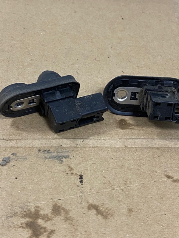 Концевик двери Mitsubishi ASX GA3W