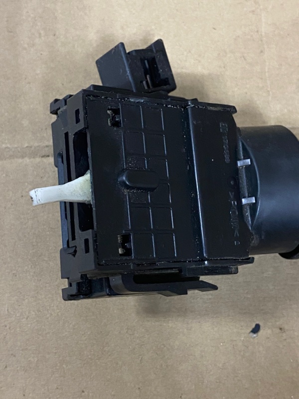 Подрулевой переключатель поворотников Mitsubishi ASX GA3W