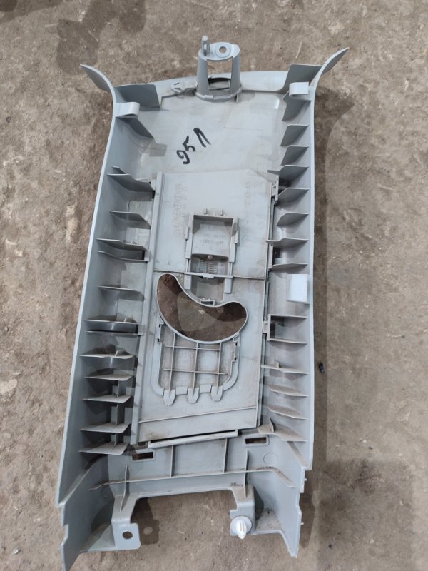Накладка на стойку кузова Mitsubishi ASX GA3W