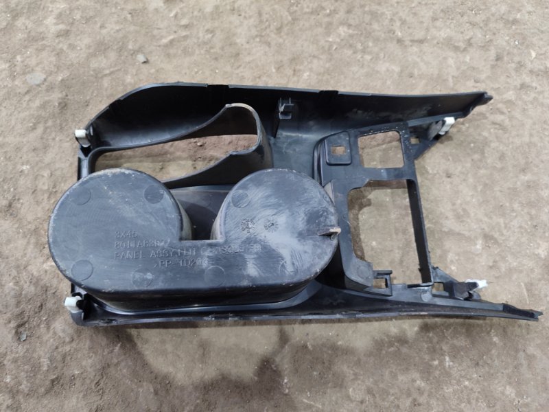 Подстаканник Mitsubishi ASX GA3W
