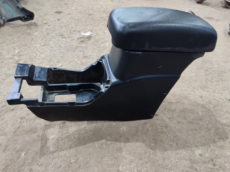 Подлокотник Mitsubishi ASX GA3W