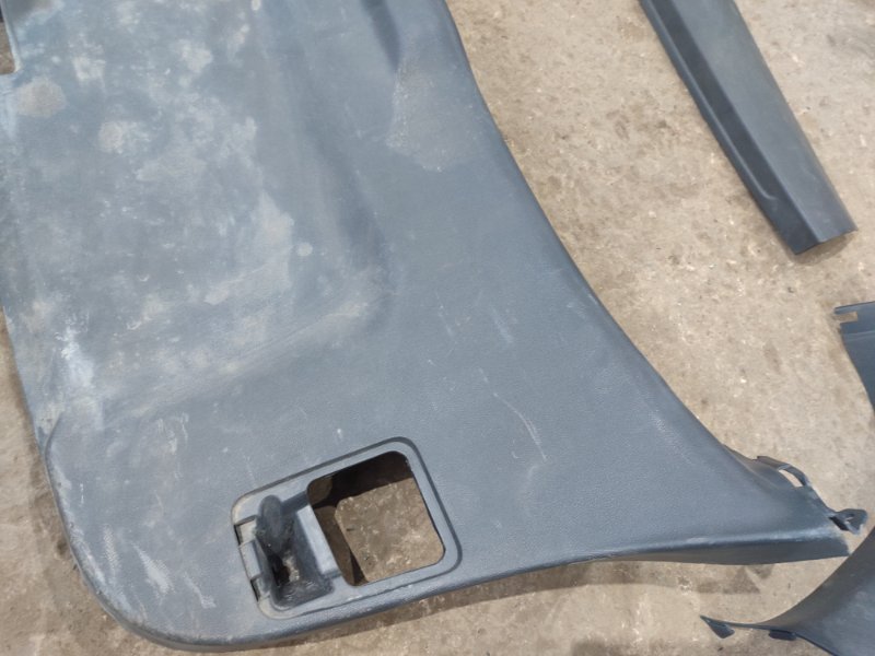 Накладка двери багажника Mitsubishi ASX GA3W