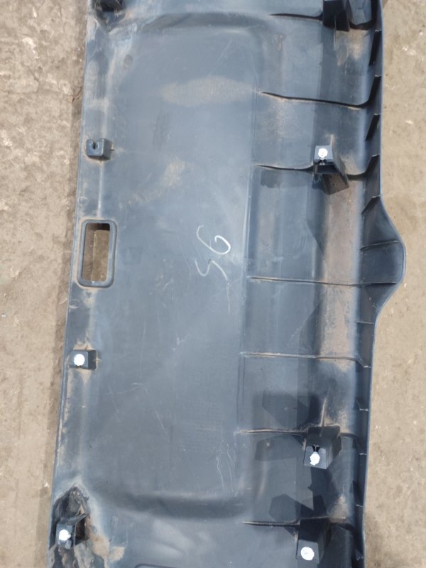 Накладка двери багажника Mitsubishi ASX GA3W