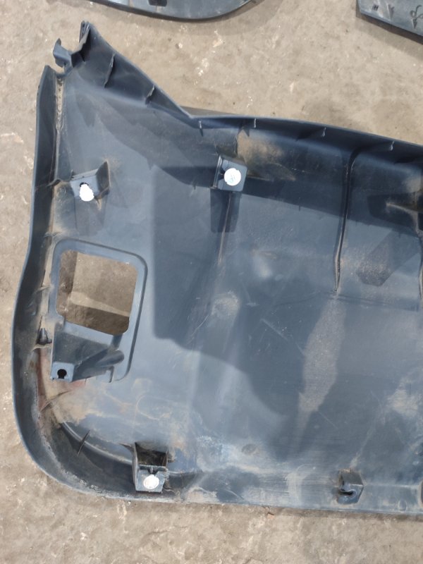 Накладка двери багажника Mitsubishi ASX GA3W