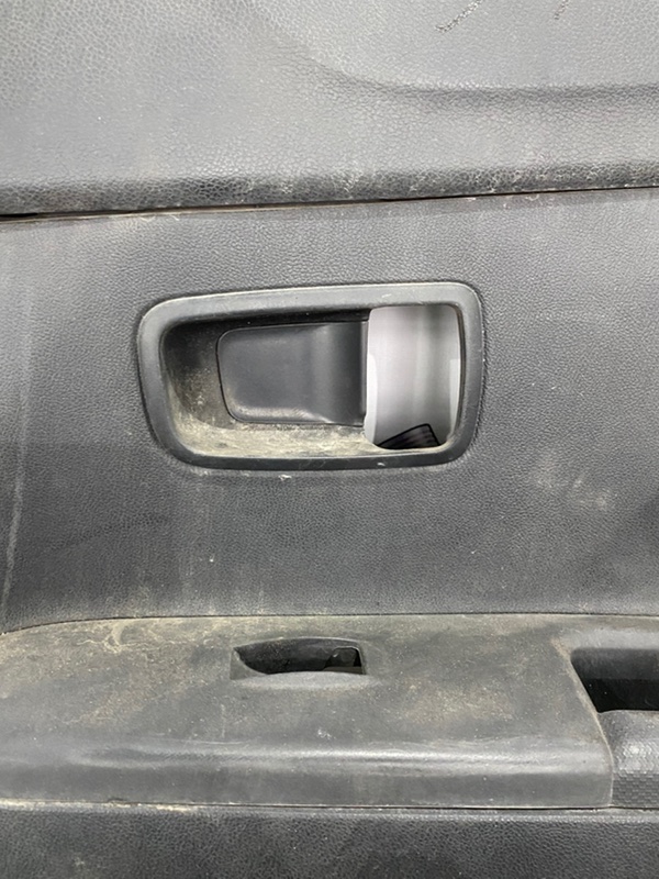 Обшивка боковой двери Mitsubishi ASX GA3W