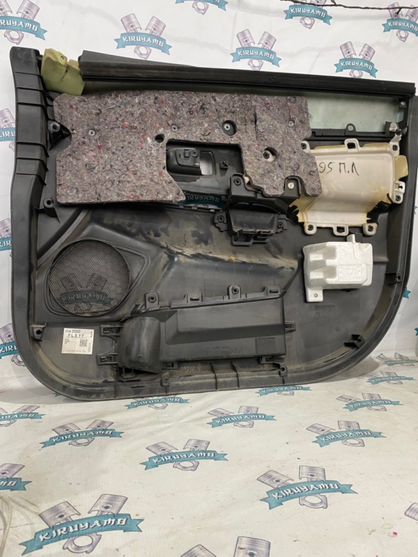 Обшивка боковой двери Mitsubishi ASX GA3W