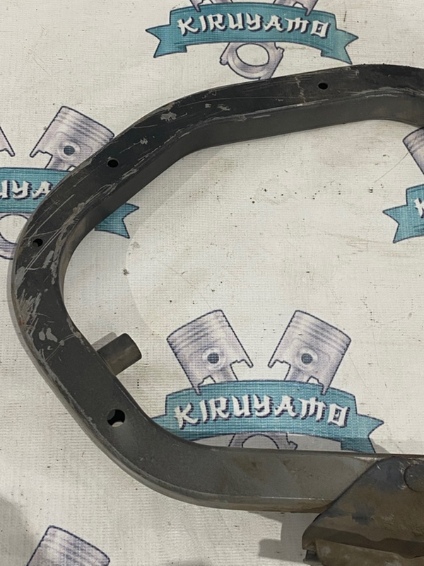 Петля двери багажника Nissan Sunny 1999 GF-FB15