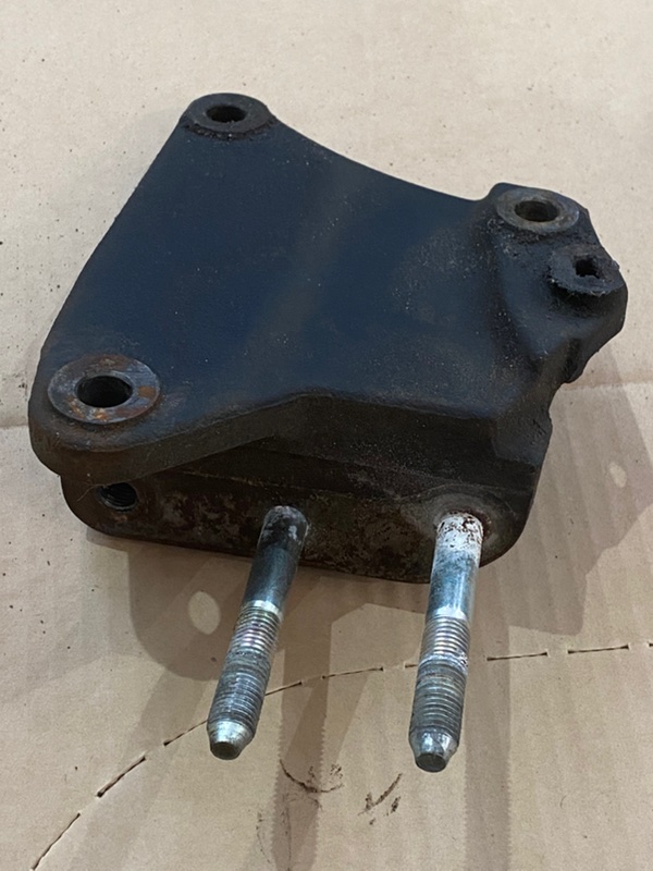 Кронштейн опоры двигателя Mitsubishi ASX GA3W