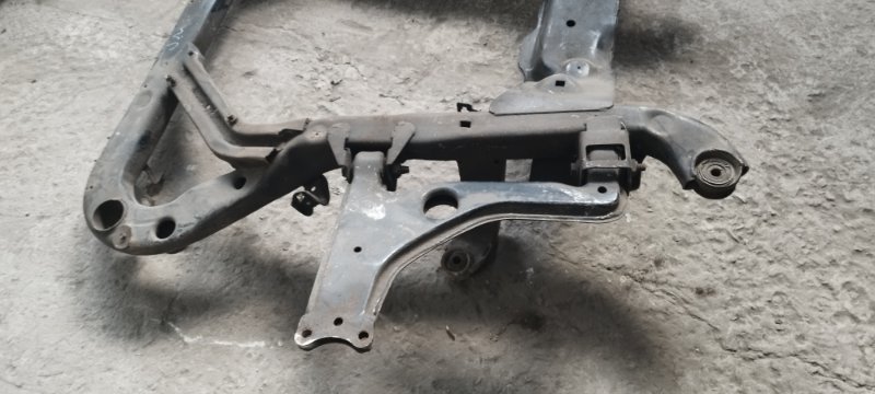 Балка подвески Opel Vectra B