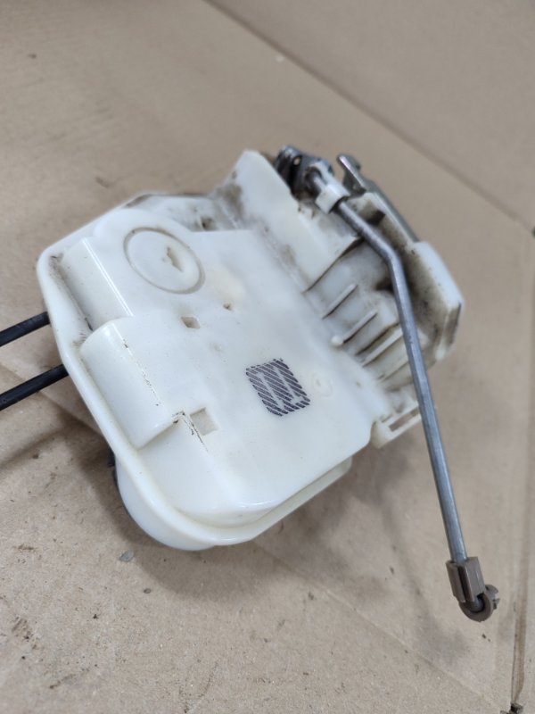 Замок боковой двери Mitsubishi ASX GA3W