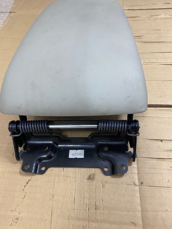 Бардачок между сиденьями Toyota Camry 2008 ACV 40