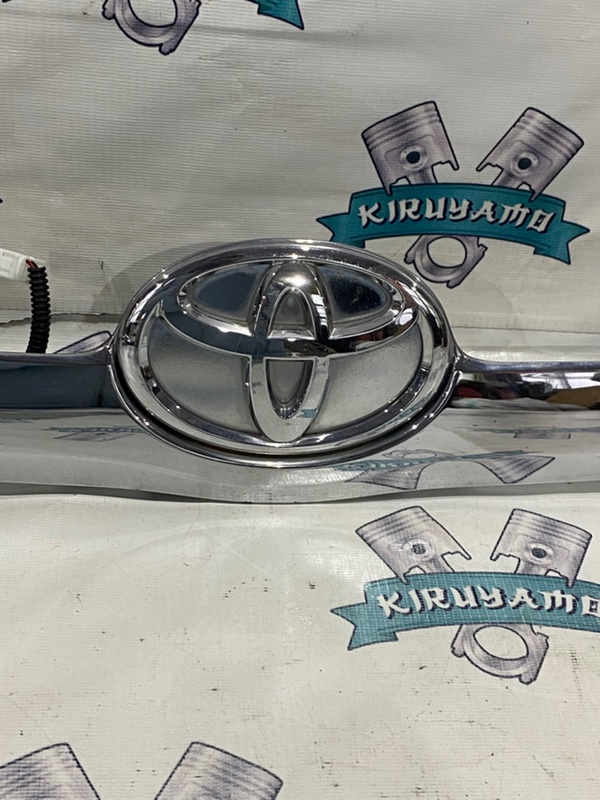 Накладка крышки багажника Toyota Camry 2008 ACV 40