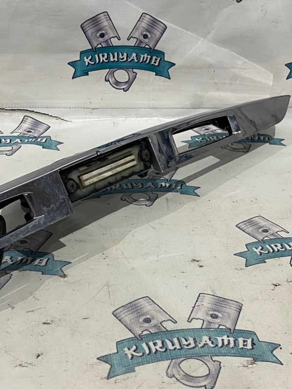 Накладка крышки багажника Toyota Camry 2008 ACV 40