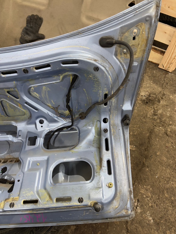 Крышка багажника Volkswagen Passat b5+