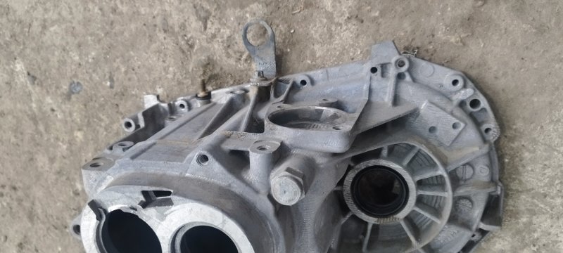 Корпус МКПП Nissan Qashqai
