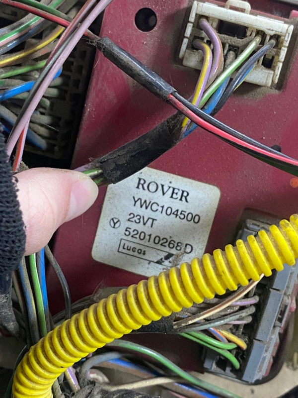 Блок предохранителей Rover 200 1999 хэтчбек