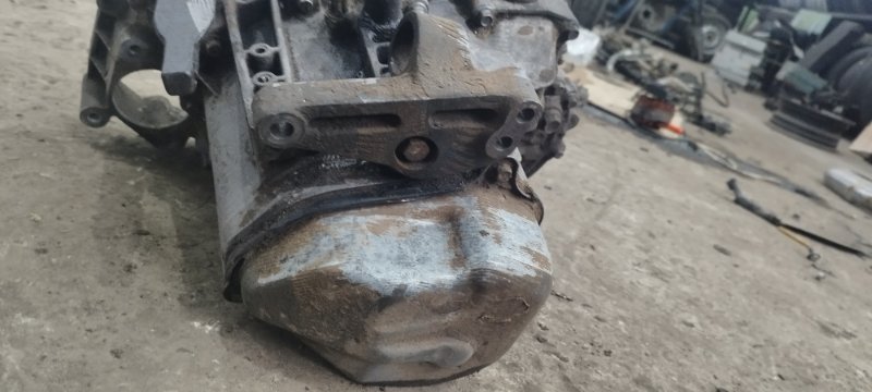 МКПП Rover 200 1999 хэтчбек