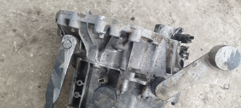 МКПП Rover 200 1999 хэтчбек