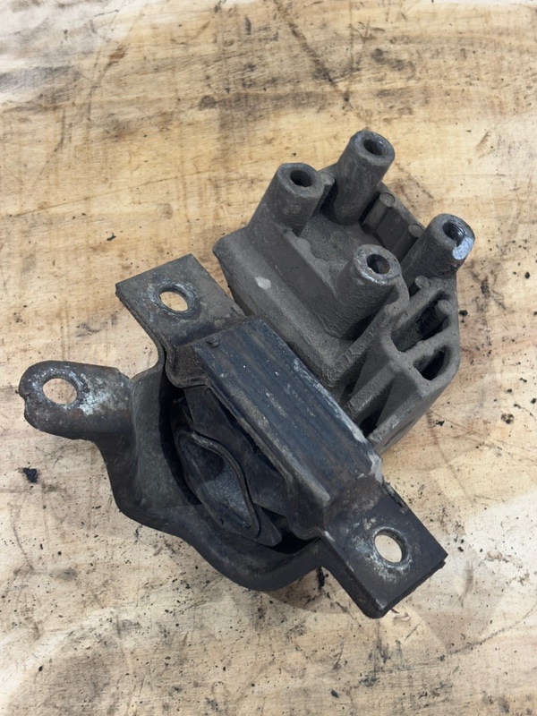 Подушка двигателя Fiat Punto 2000 188