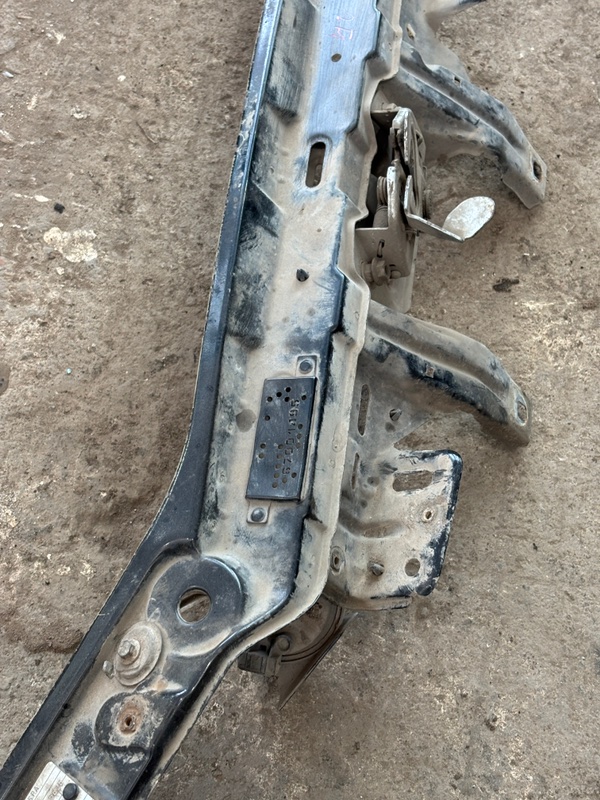 Рамка радиатора Fiat Punto 2000 188