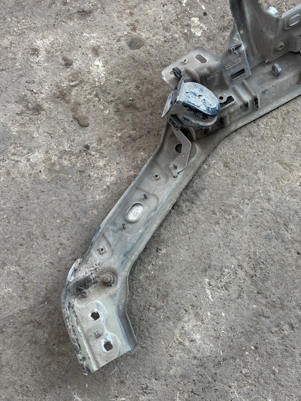 Рамка радиатора Fiat Punto 2000 188