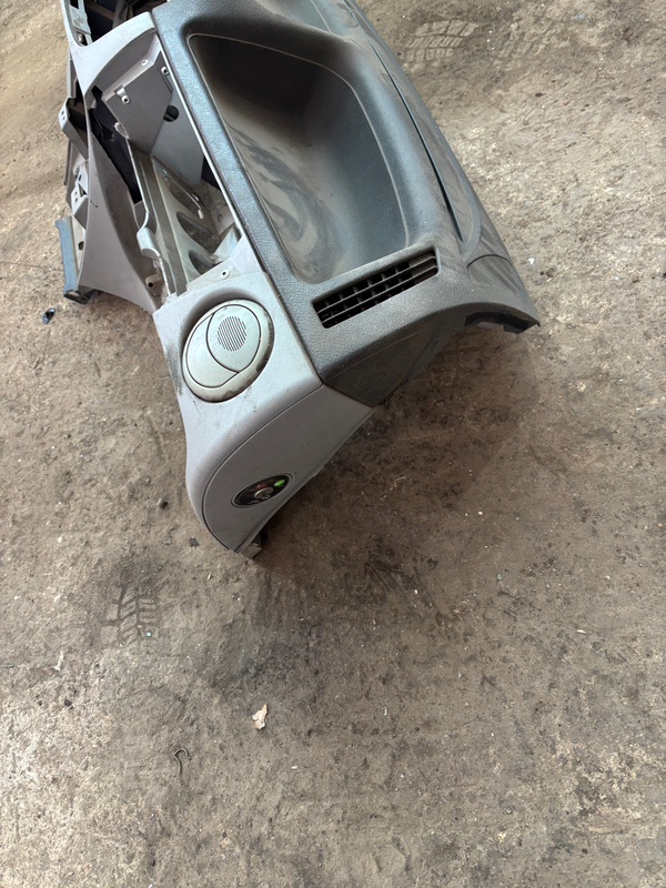 Торпедо Fiat Punto 2000 188