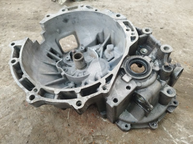 Корпус МКПП Mazda 3 BK