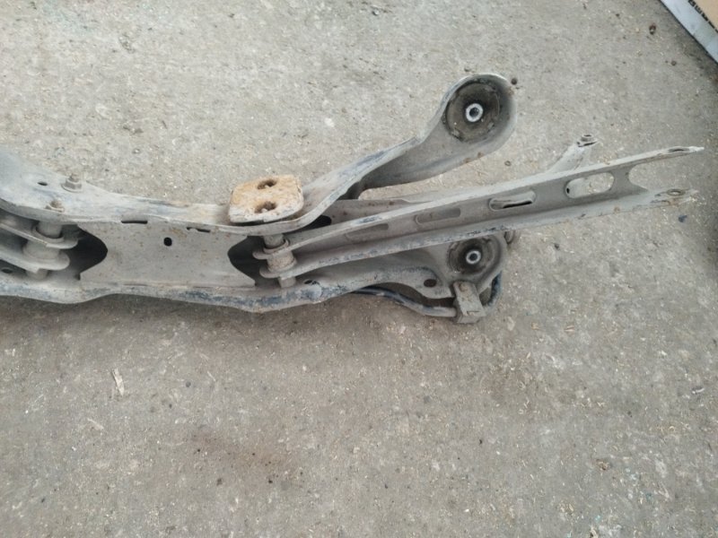 Балка подвески Opel Vectra B