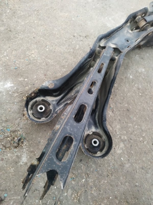 Балка подвески Opel Vectra B