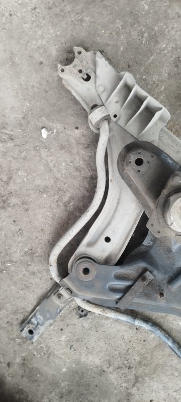 Балка подвески Volkswagen Jetta 1992