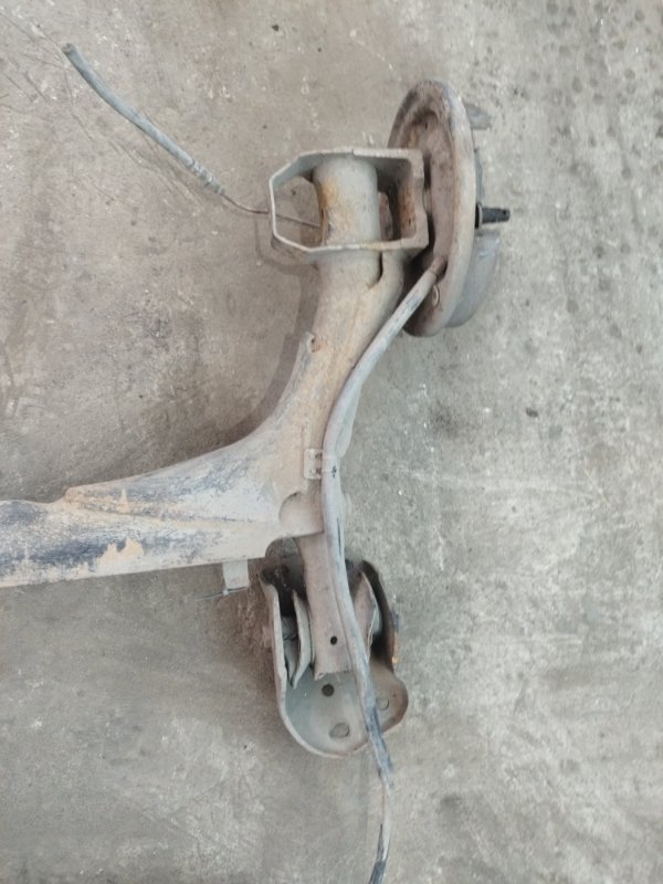 Балка подвески Volkswagen Passat B3