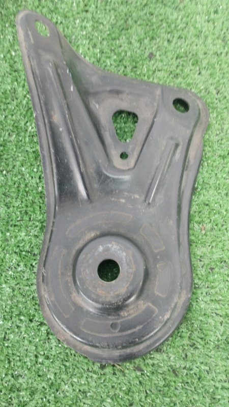 Крепление подрамника Toyota Camry 2008 ACV 40