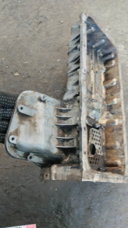 Поддон двигателя Isuzu Trooper 1998