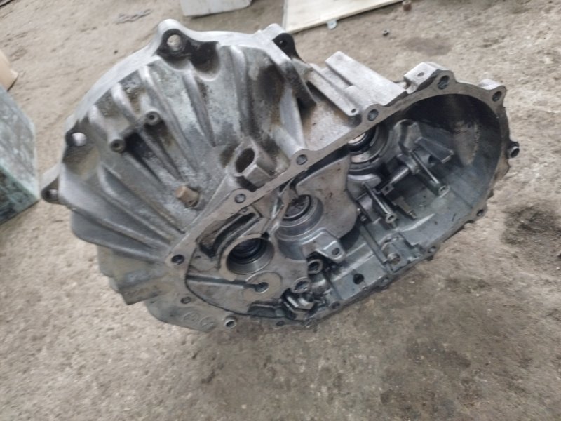 Корпус МКПП Mazda 3 BK