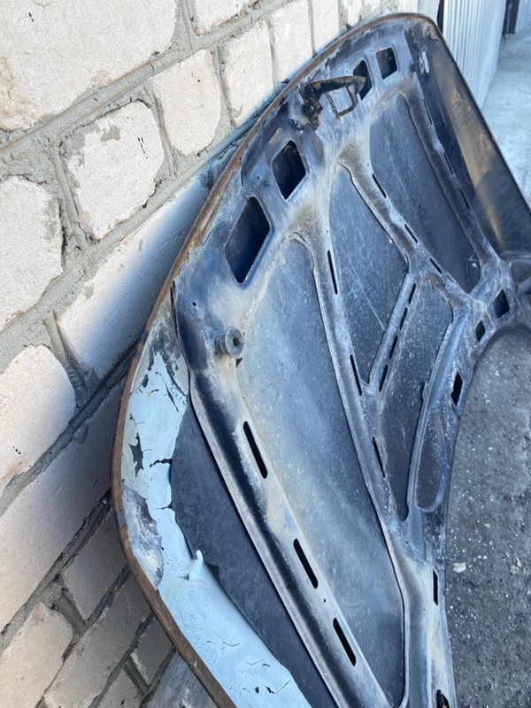 Капот Лада 2110