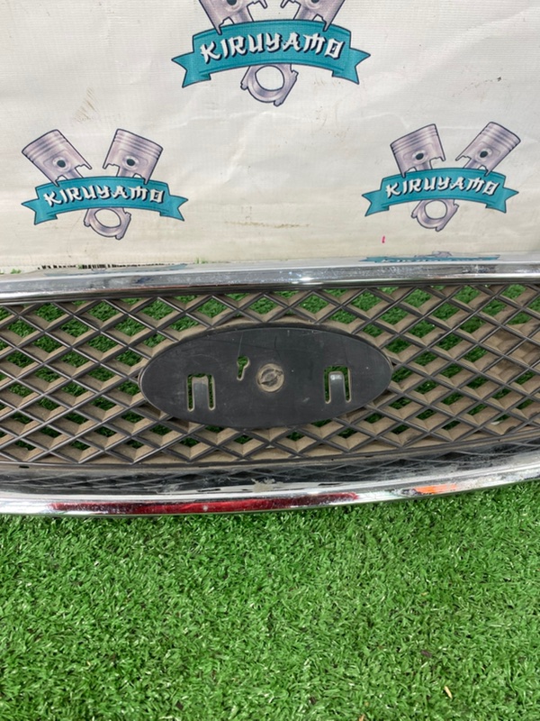 Решетка радиатора FORD Focus 2