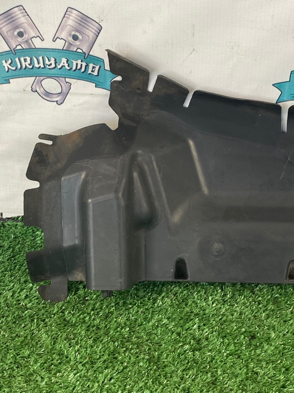 Дефлектор радиатора Peugeot 308 2008 308