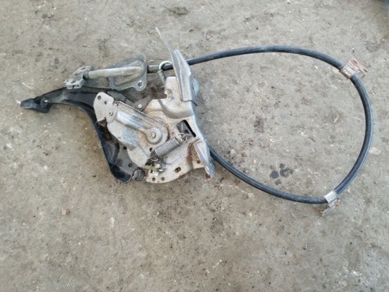 Педаль стояночного тормоза Nissan Serena 2006 с25