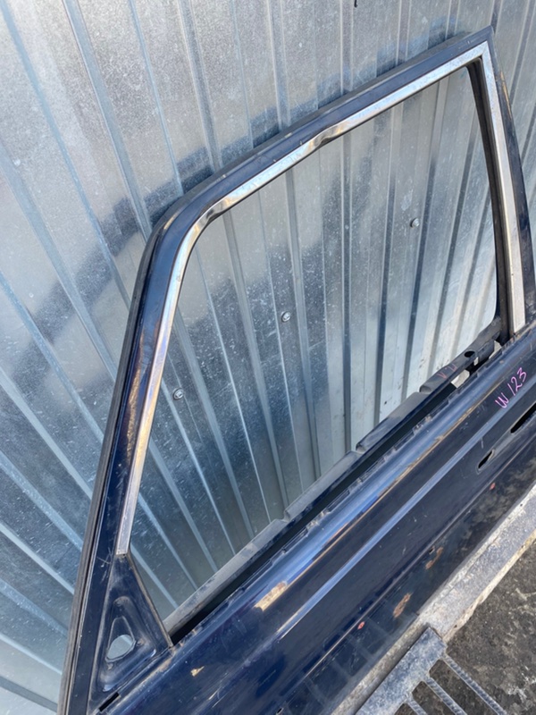 Дверь боковая Mercedes-Benz w123 1984