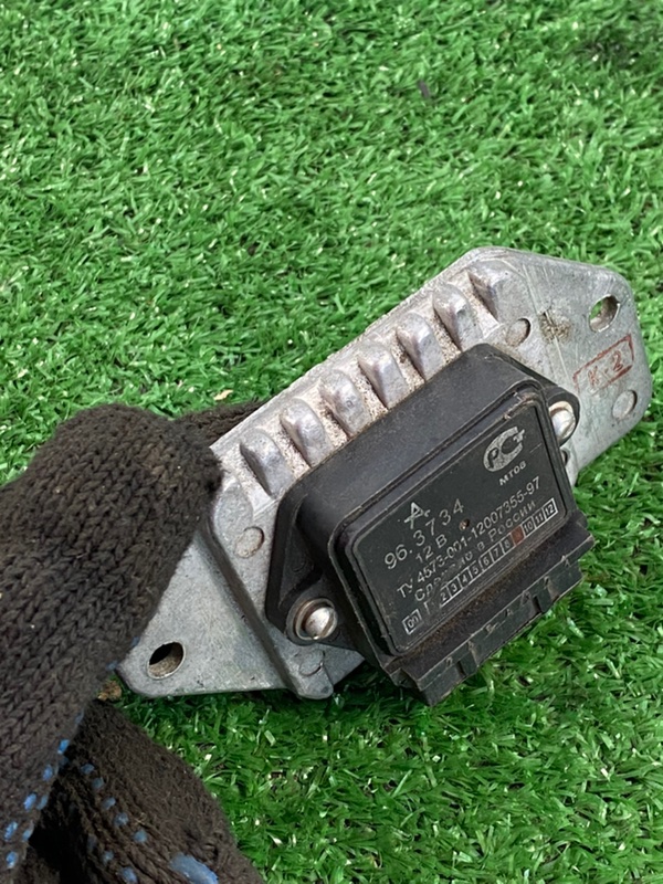 Коммутатор зажигания