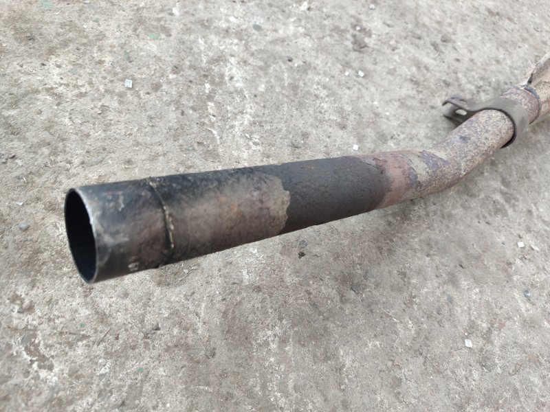 Приемная труба глушителя лада 2107 седан